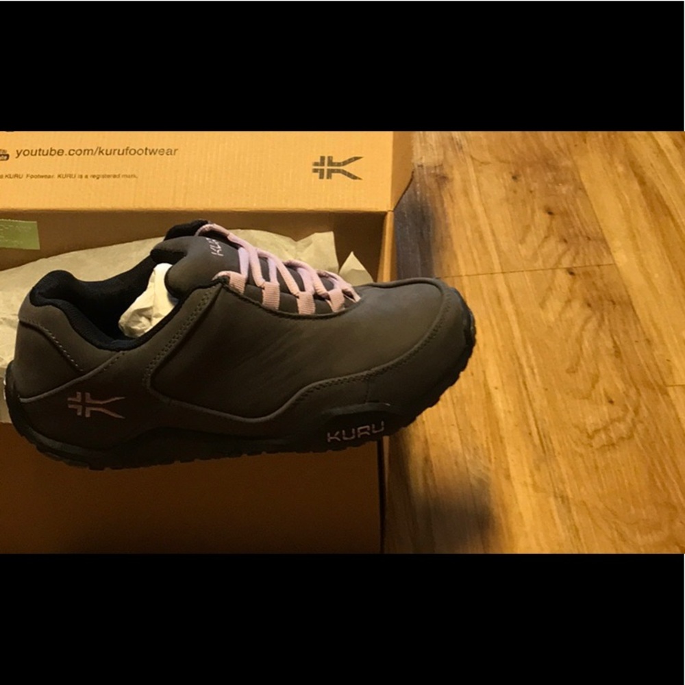 Kuru sneakers size 8 smoke gray black and violet brand new in box